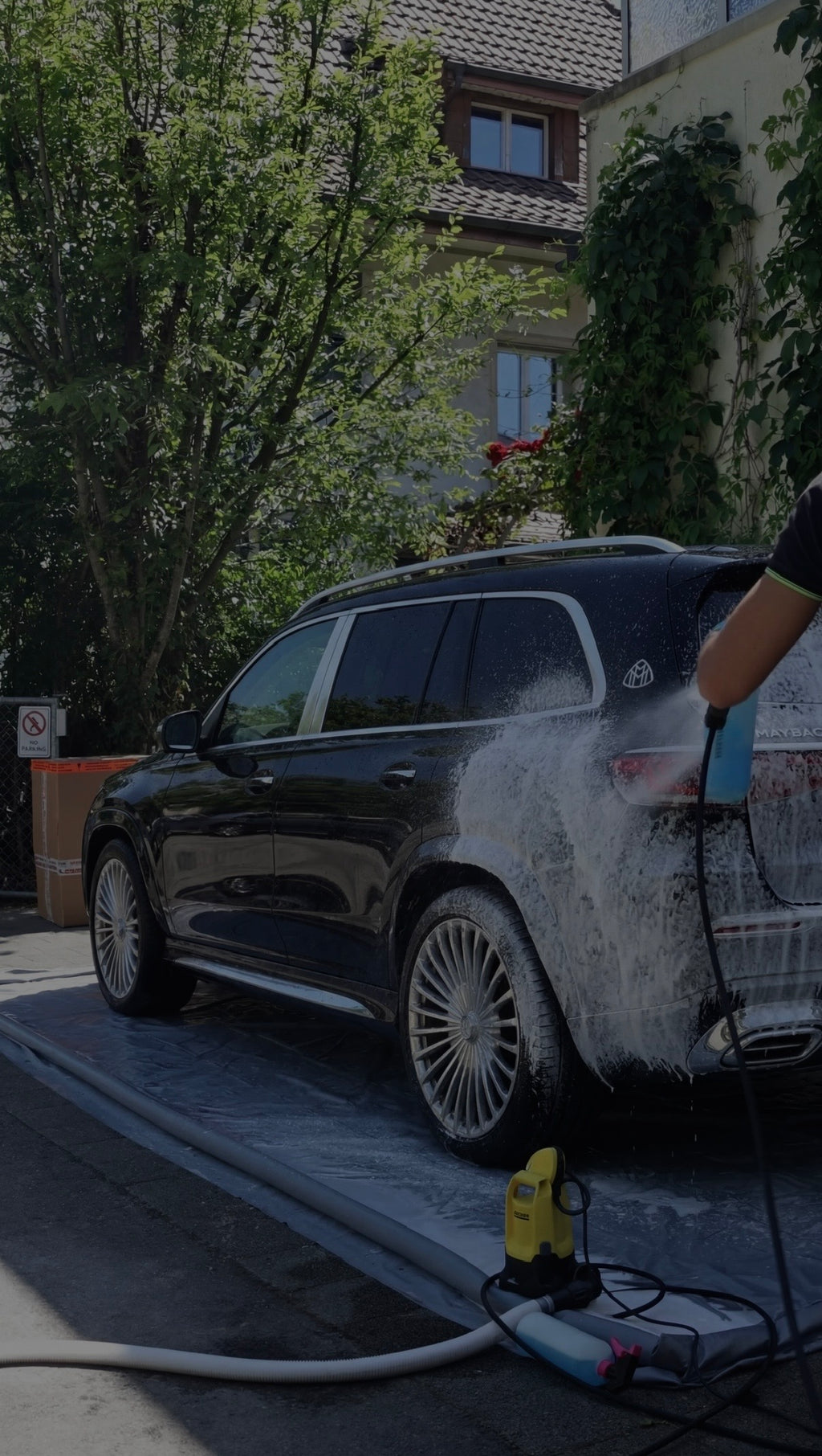 Inflatable Car Wash Mat 2.5 x 5.5 m – Professional Vehicle Washing Base